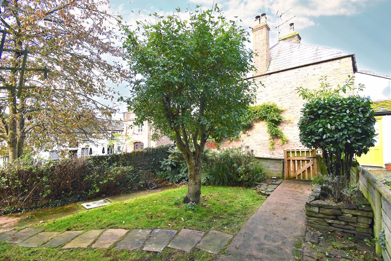 Front Garden- click for photo gallery
